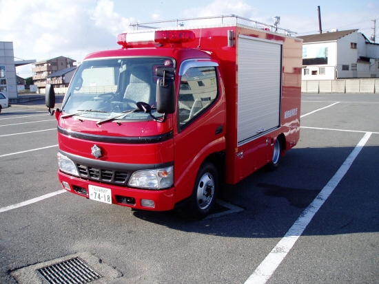 ウォーターカッター車の写真