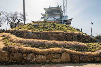 小牧山城跡主郭の石垣