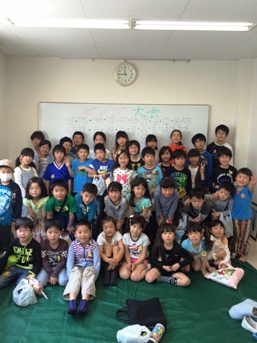 社口二丁目こども会の子どもたちの写真です。