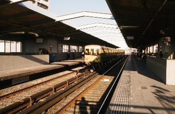 本郷駅