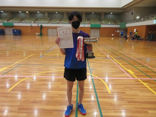 優勝者の写真