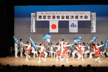 愛知県警察音楽隊によるステージ演奏