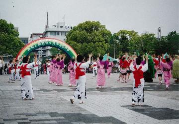 民謡踊りの様子