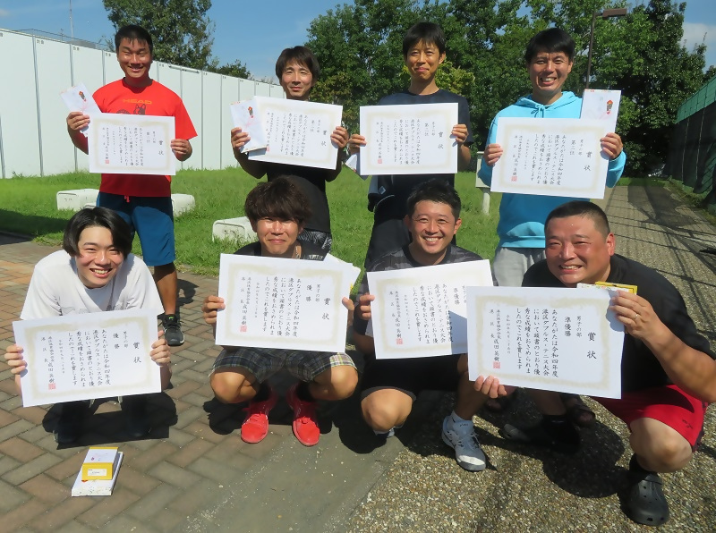 男子の部、入賞者の皆さんの写真です。