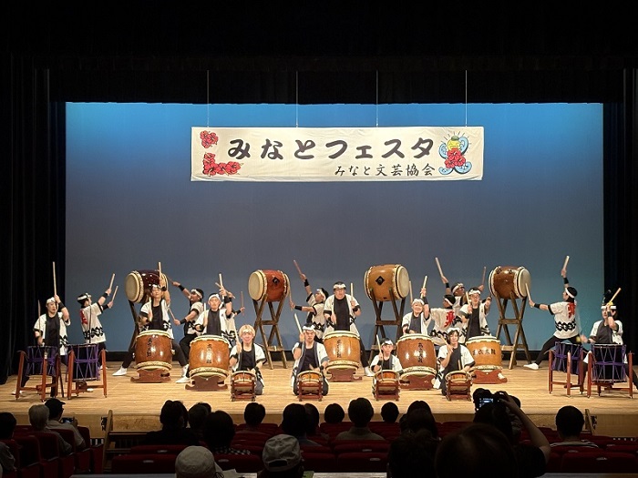 髙六太鼓による演奏発表です
