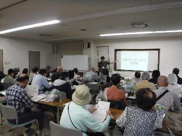 緑のカーテンづくり講習会の様子1