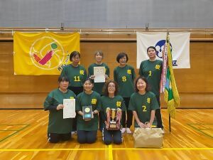 三部
