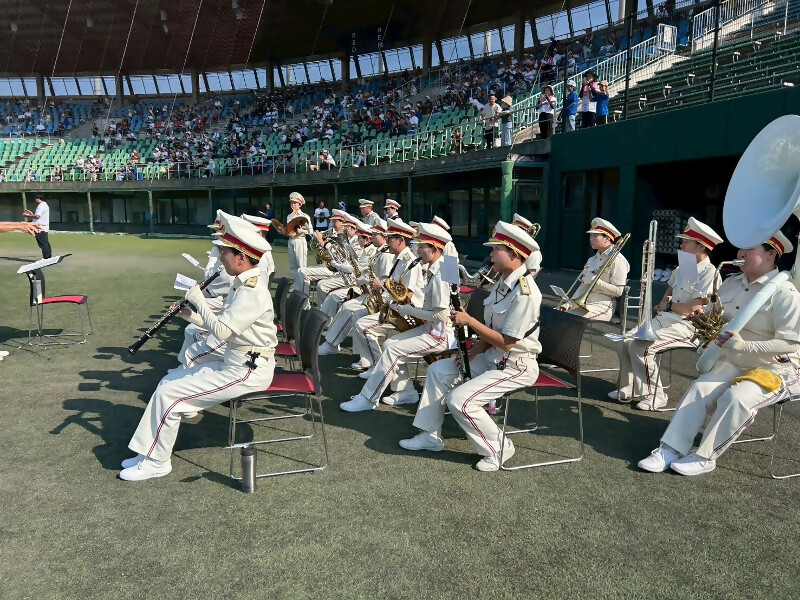 第69回中日少年野球大会ポッカサッポロ杯愛知県大会開会式にて演奏をしている写真です。