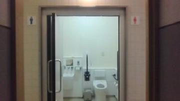 車いす対応トイレの外観図です