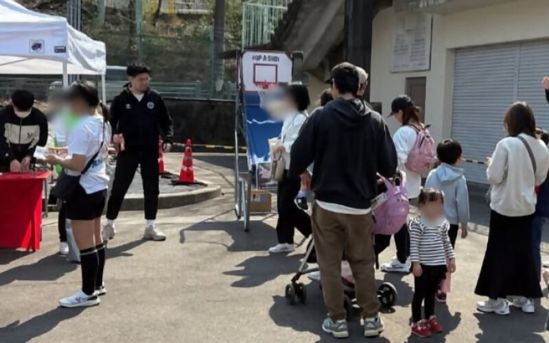 名古屋ダイヤモンドドルフィンズによる体験ブースの様子
