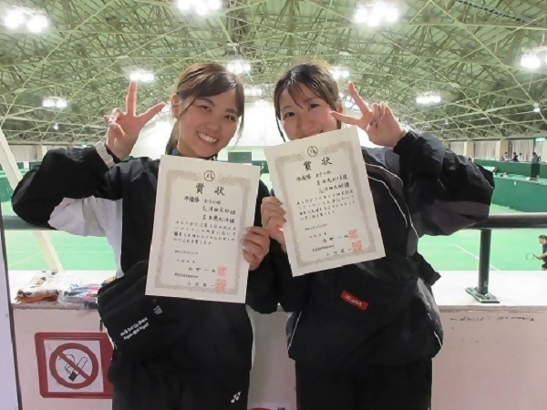ダブルス女子の部　準優勝ペアの写真
