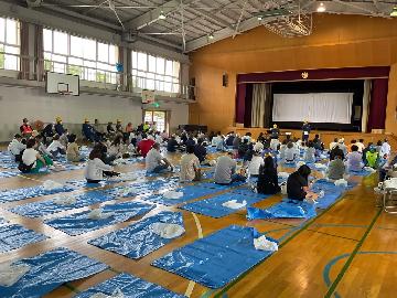 水防訓練の写真（体育館）