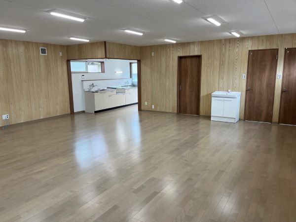 木質化された専用室の外観